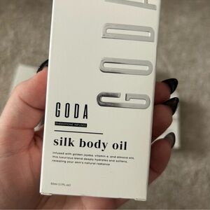 Silk Body Oil - White